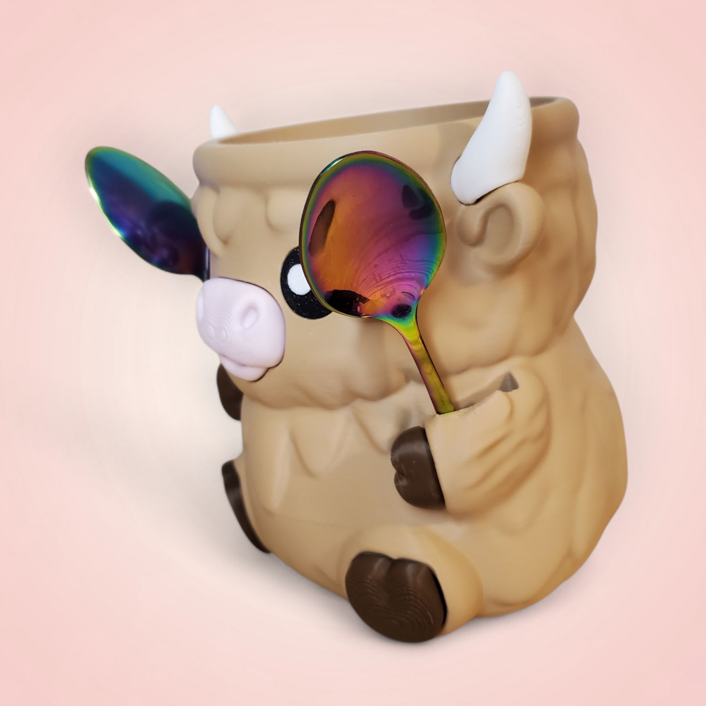 Highland Cow Ice Cream Pint Holder with Spoon Slots & Snack Drawer – Cute Movie Night Must-Have